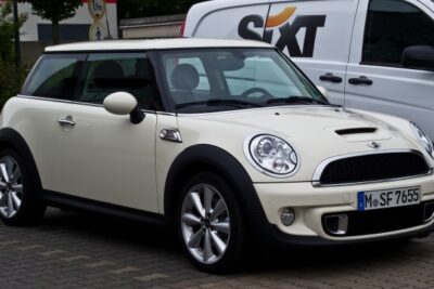 como reemplazar el refrigerante en un Mini Cooper
